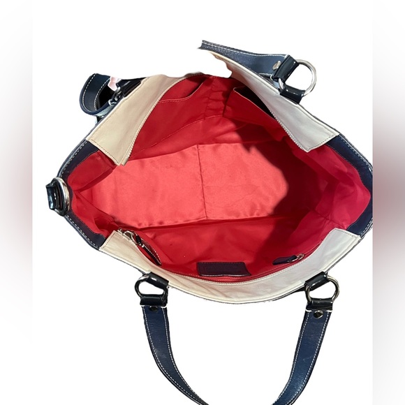 GUC Coach Laura Satchel - Picture 2 of 6